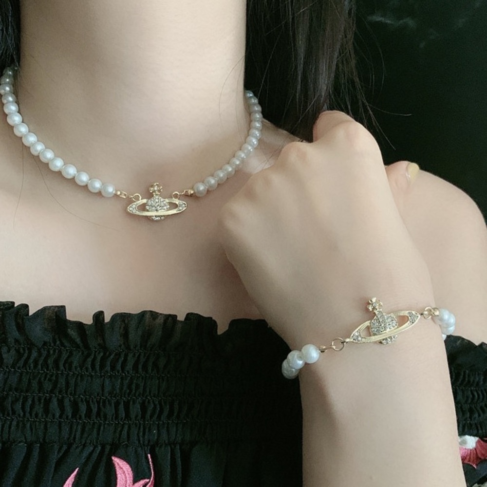 Baroque Elegant Pearl Necklace - Gold - Picture 5 of 6